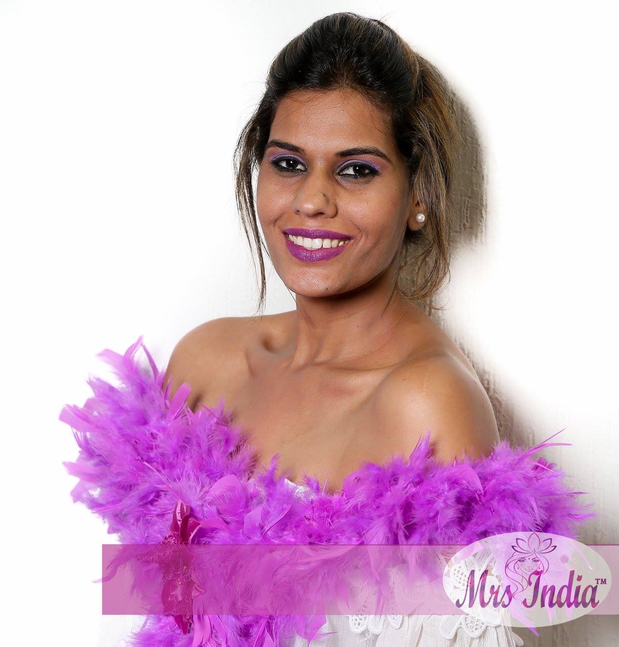 mrs-india-2017-official-Finalist